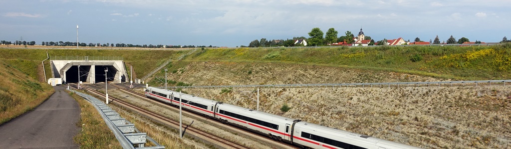 Bahnstrecke bei Kalzendorf - Osterbergtunnel Ostportal